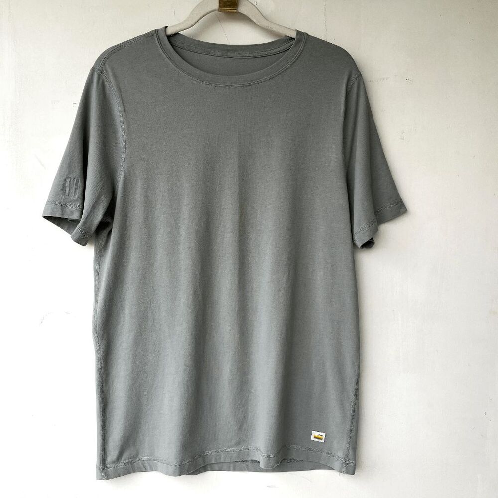 Vuori current tech Short Sleeve Tee
